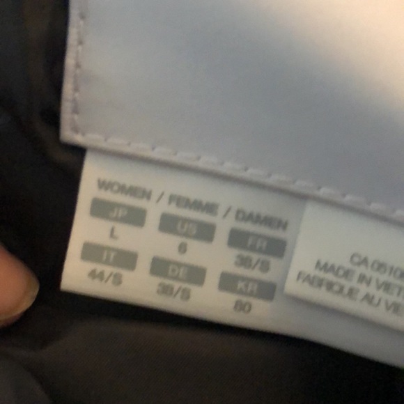 Descente Snowboard pants in black, grey and cream - Picture 14 of 16